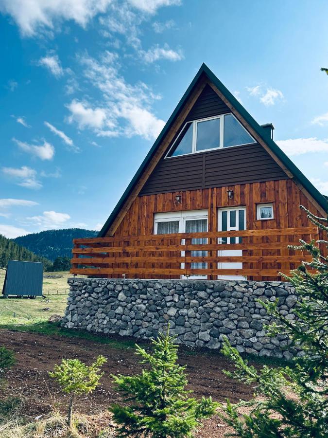 Nomad Lodge Zminica Žabljak Exterior foto