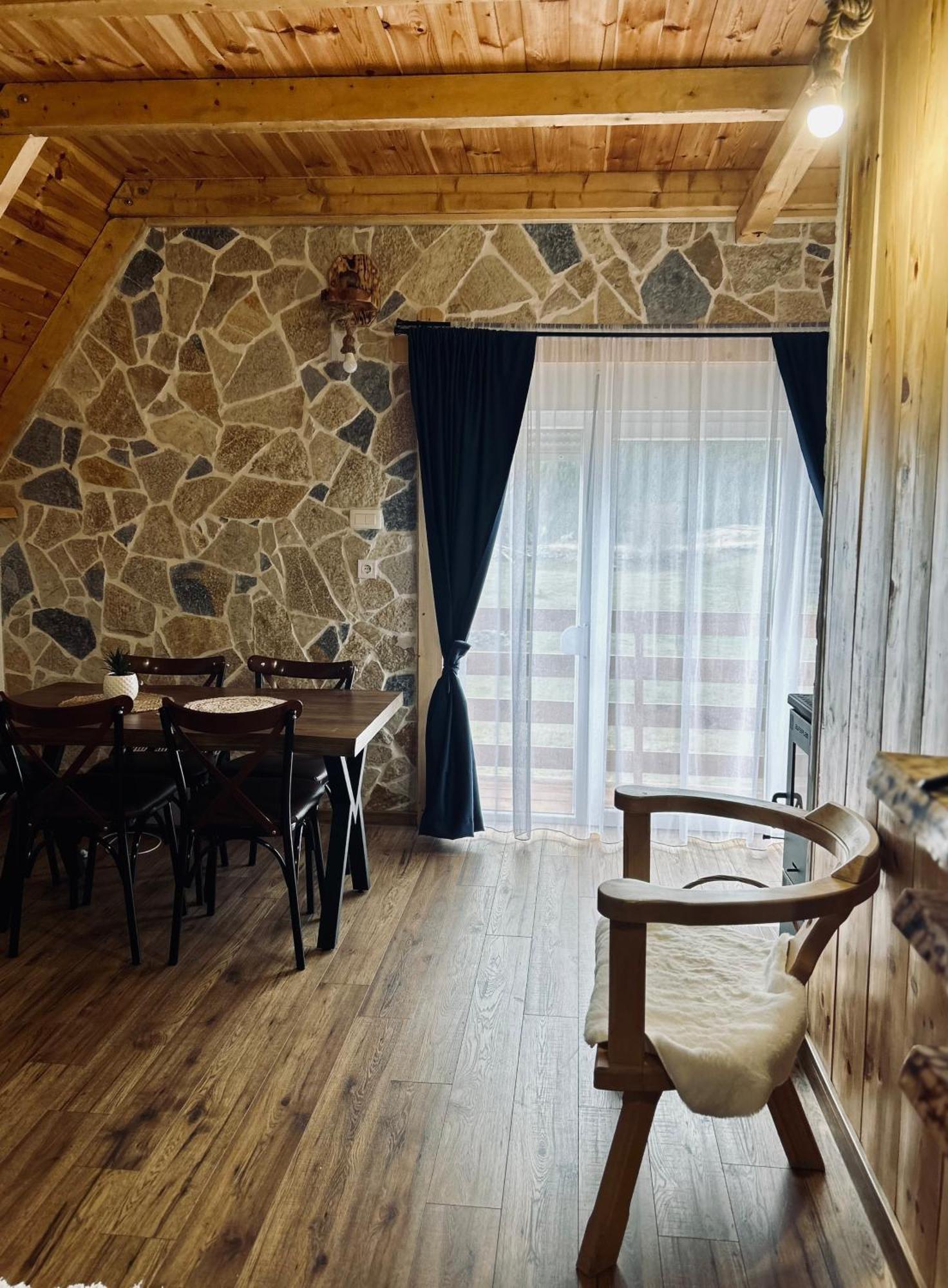 Nomad Lodge Zminica Žabljak Exterior foto